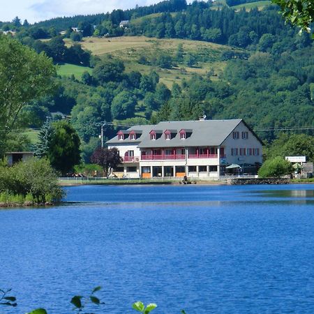 Le Lac Des Moines Condat  Ngoại thất bức ảnh