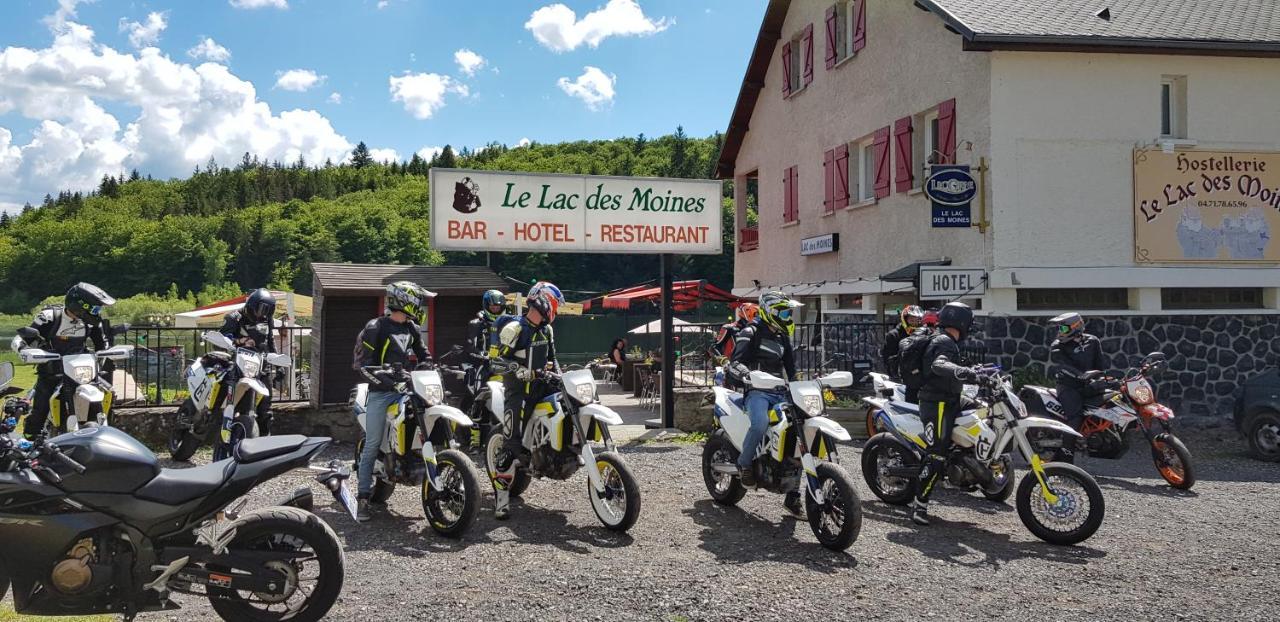 Le Lac Des Moines Condat  Ngoại thất bức ảnh