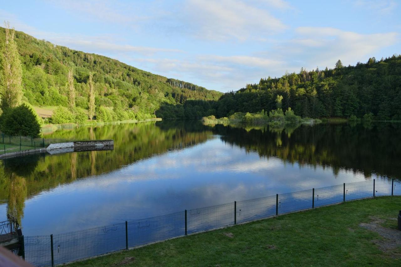 Le Lac Des Moines Condat  Ngoại thất bức ảnh
