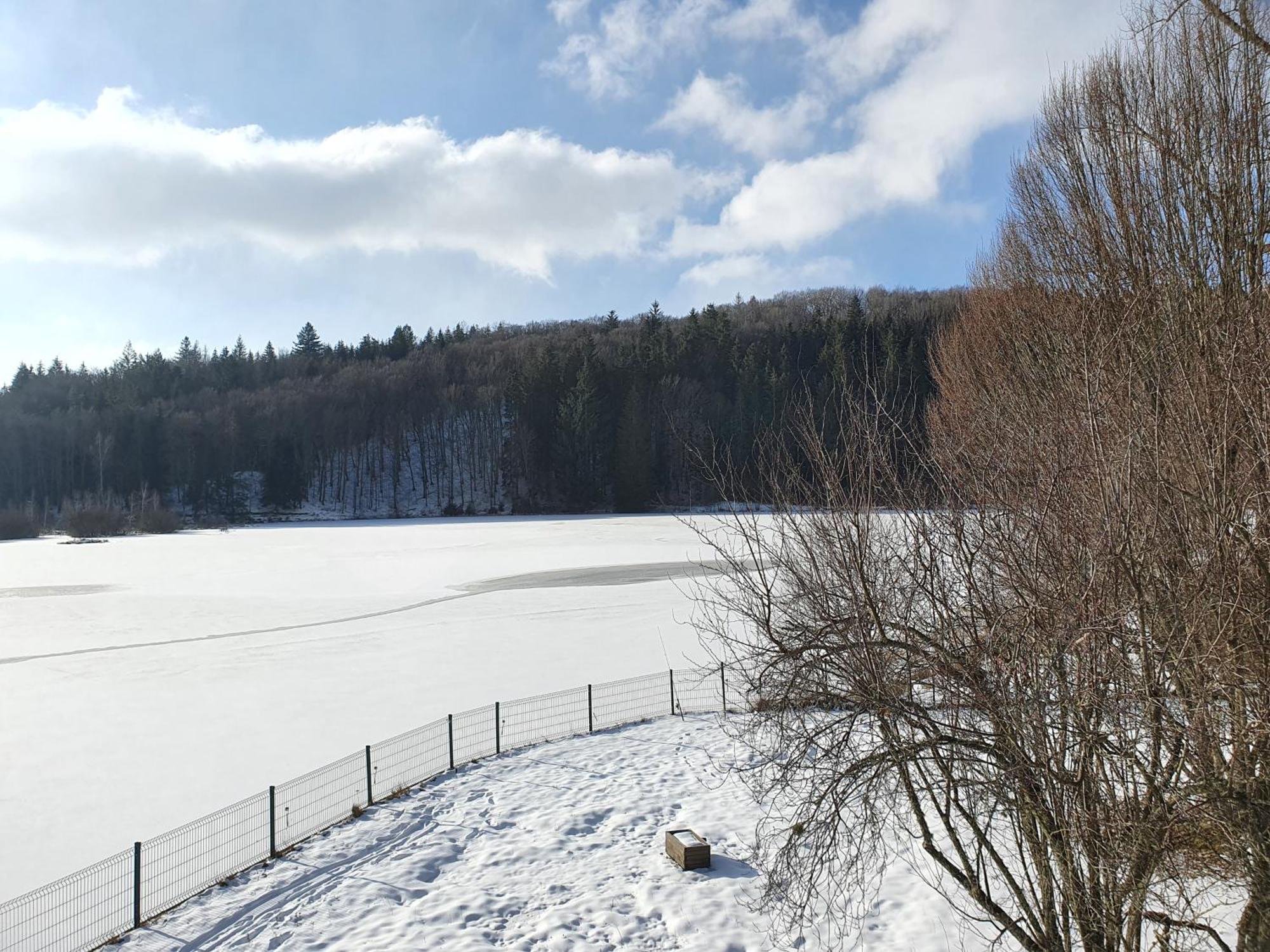 Le Lac Des Moines Condat  Ngoại thất bức ảnh